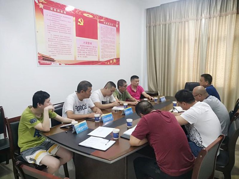 网页制作潮流追踪：从静态到动态